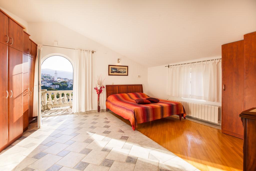 Apartment Zanic Novi Vinodolski Exterior photo